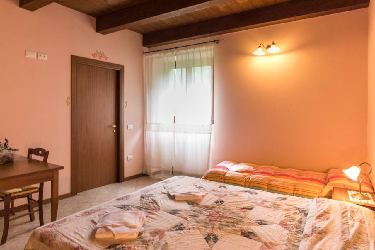 Agriturismo L'Antico Frutto Премилкуоре Екстериор снимка