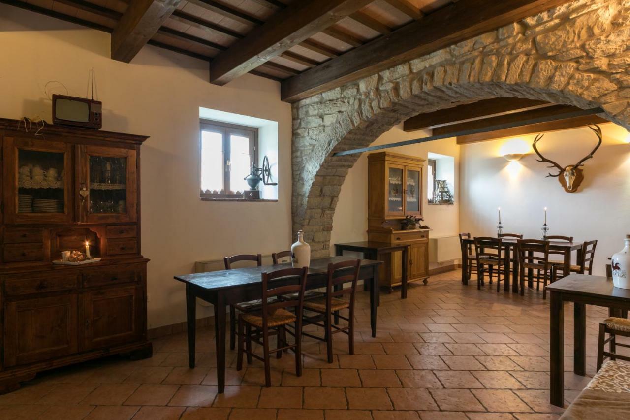 Agriturismo L'Antico Frutto Премилкуоре Екстериор снимка