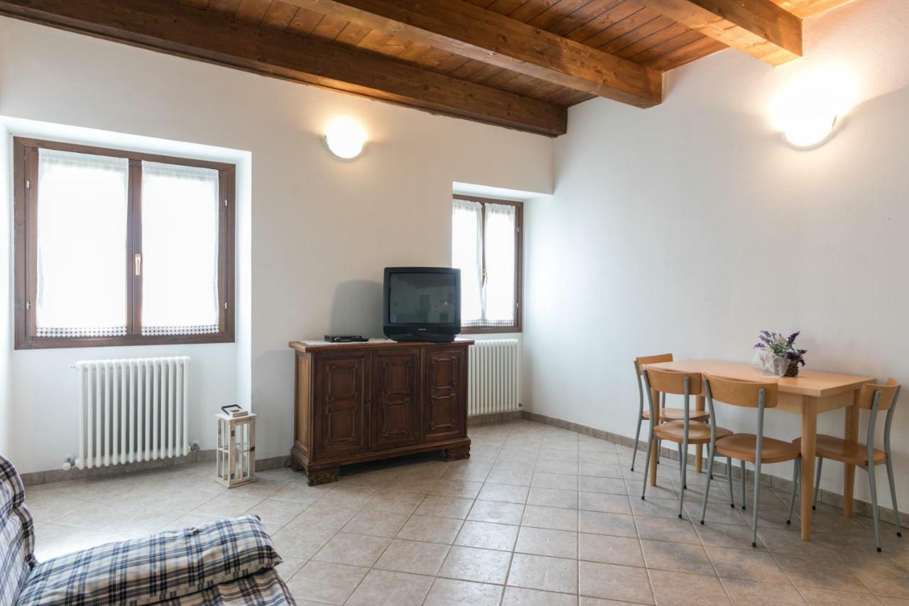 Agriturismo L'Antico Frutto Премилкуоре Екстериор снимка